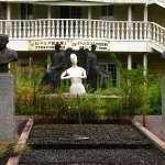 RV model statues.jpg